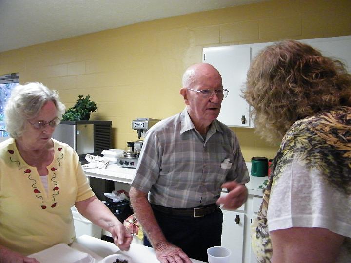 2009_0502CathysNewCam0206.JPG